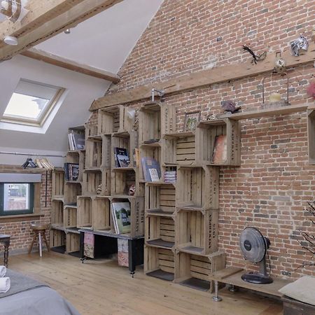 Re-Claimed Loft Apartment Antwerpen Bagian luar foto