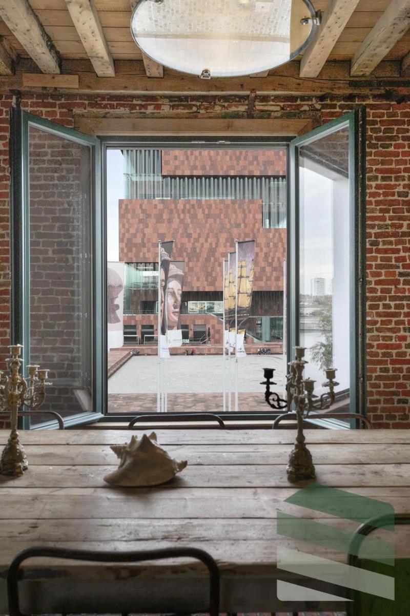 Re-Claimed Loft Apartment Antwerpen Bagian luar foto