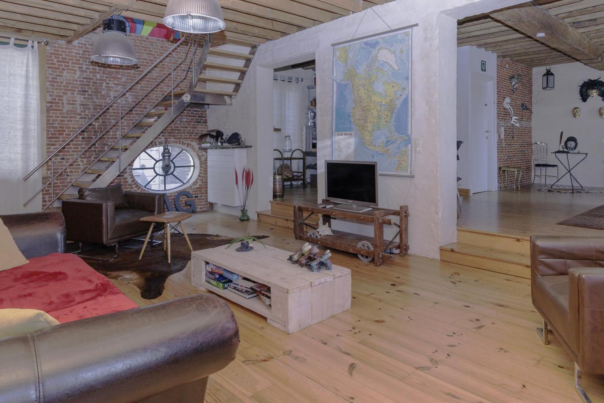 Re-Claimed Loft Apartment Antwerpen Bagian luar foto