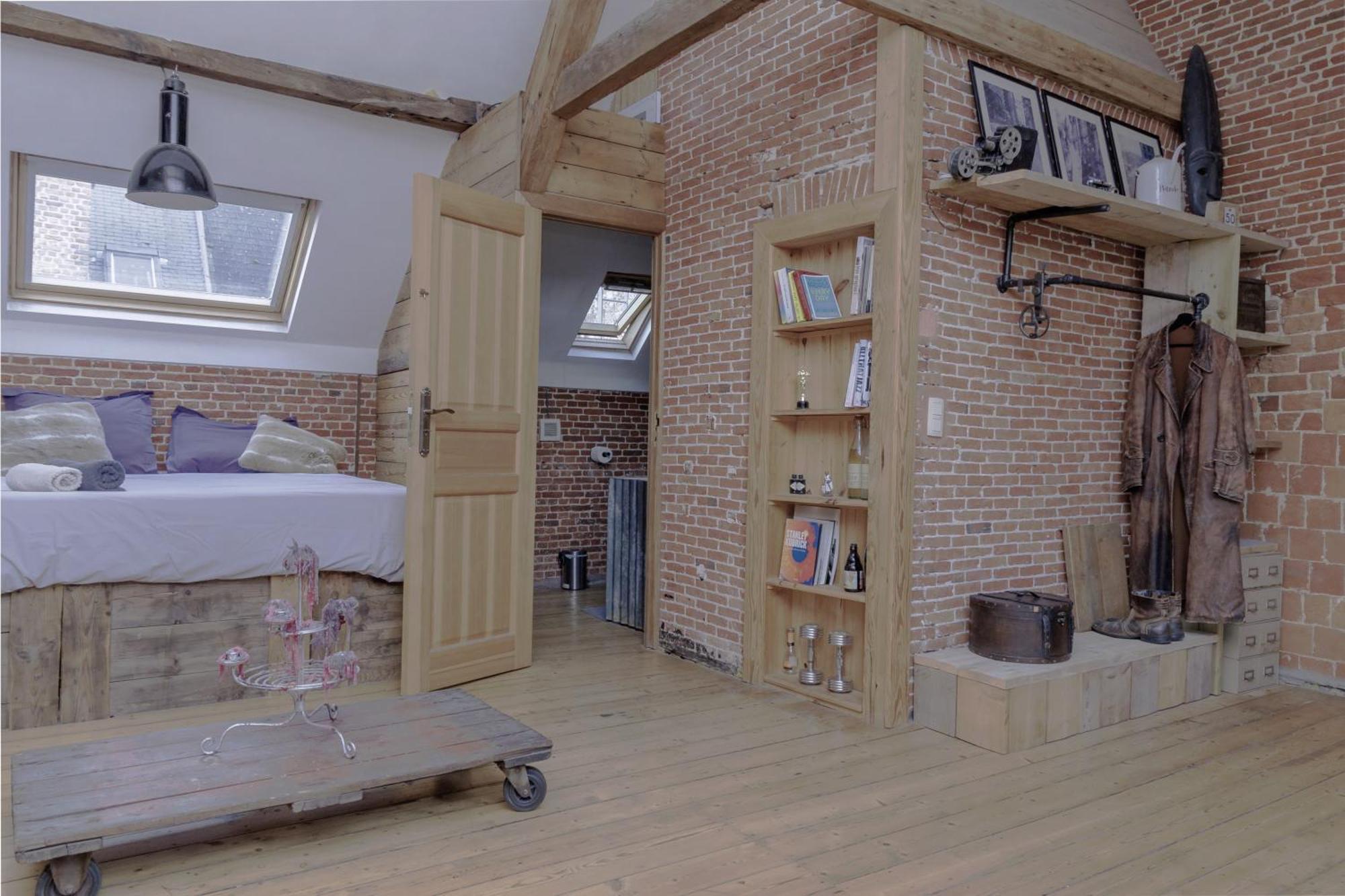 Re-Claimed Loft Apartment Antwerpen Bagian luar foto