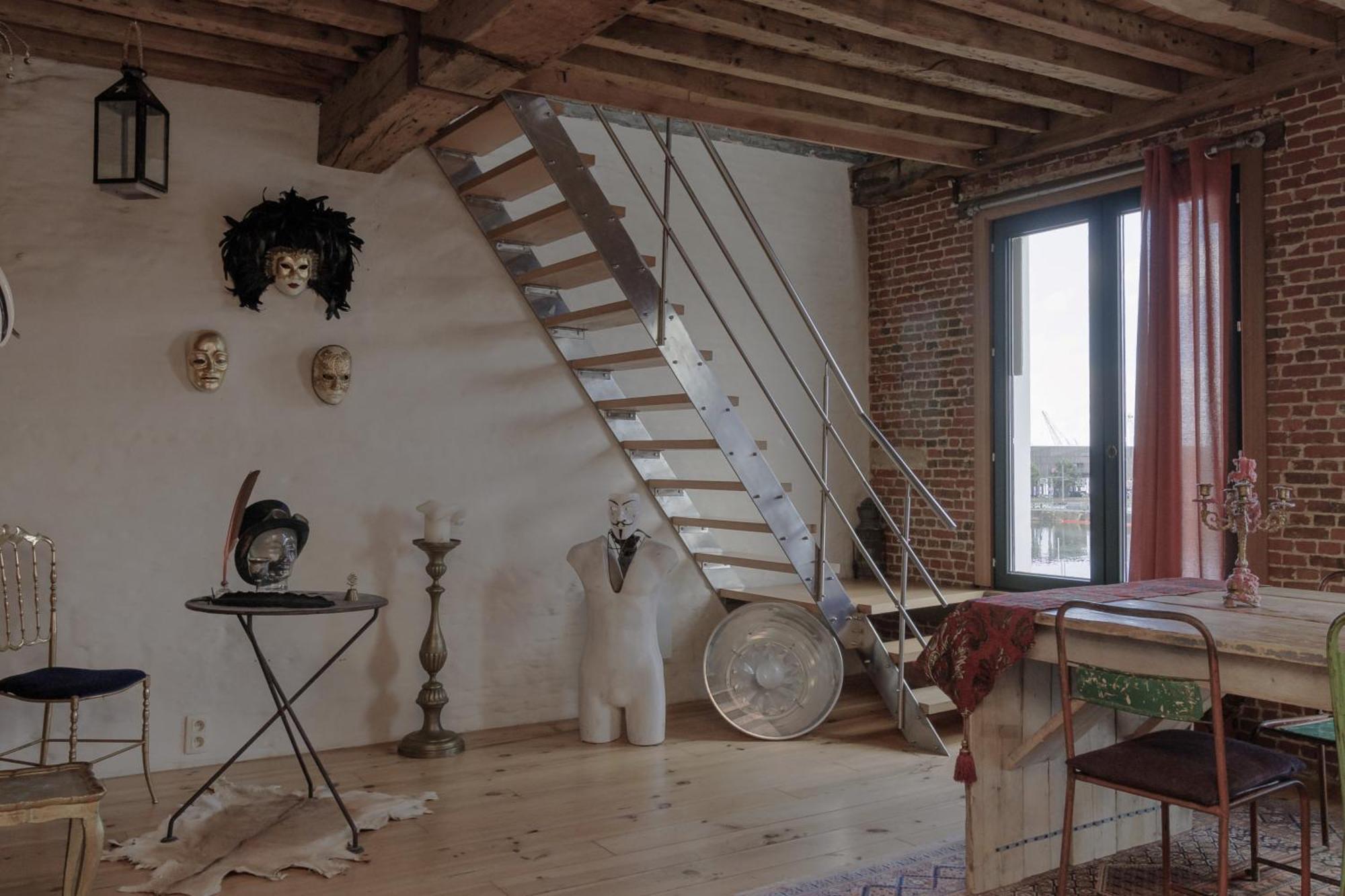 Re-Claimed Loft Apartment Antwerpen Bagian luar foto